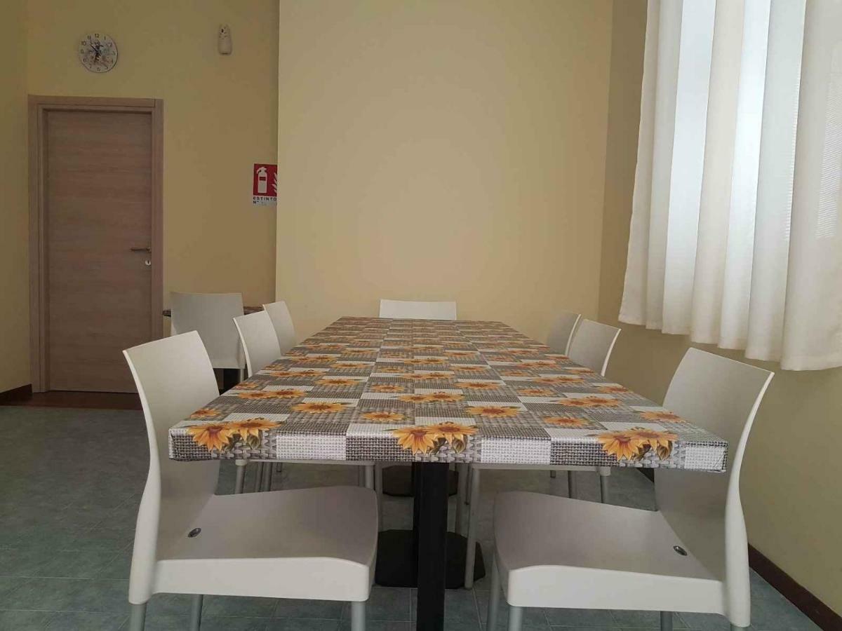 Hotel Piramide Reggio Emilia Eksteriør bilde
